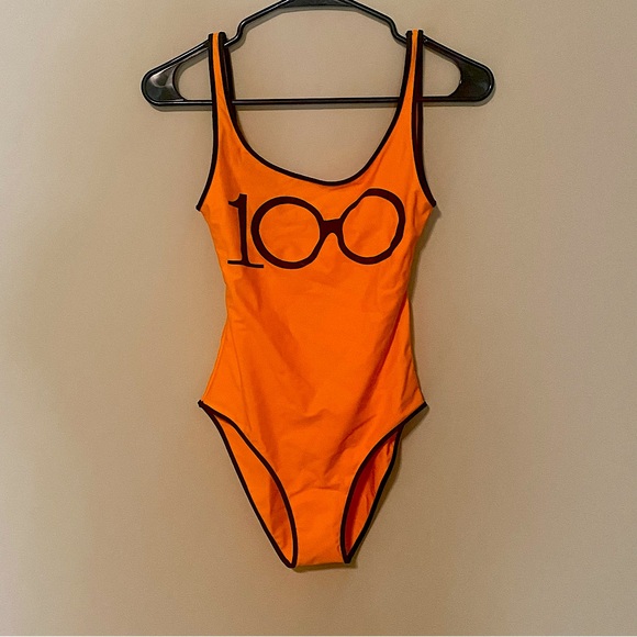 Original Iris Apfel x H&M collab 100 swimsuit - Picture 3 of 9